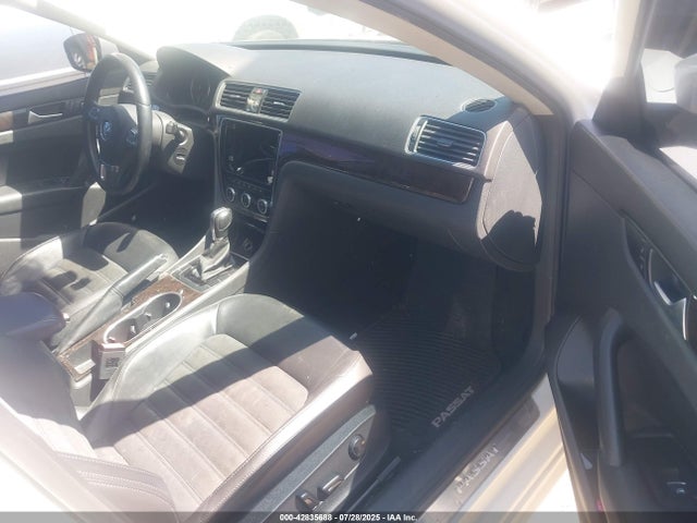 1VWCN7A38EC029734 Volkswagen 2014