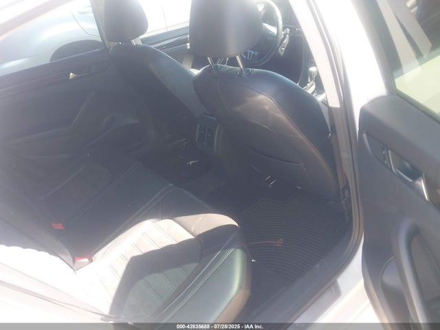 1VWCN7A38EC029734 Volkswagen 2014