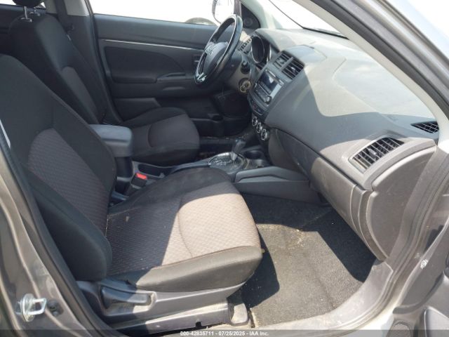 2017 MITSUBISHI OUTLANDER SPORT JA4AR3AU1HZ008168 Photo 4