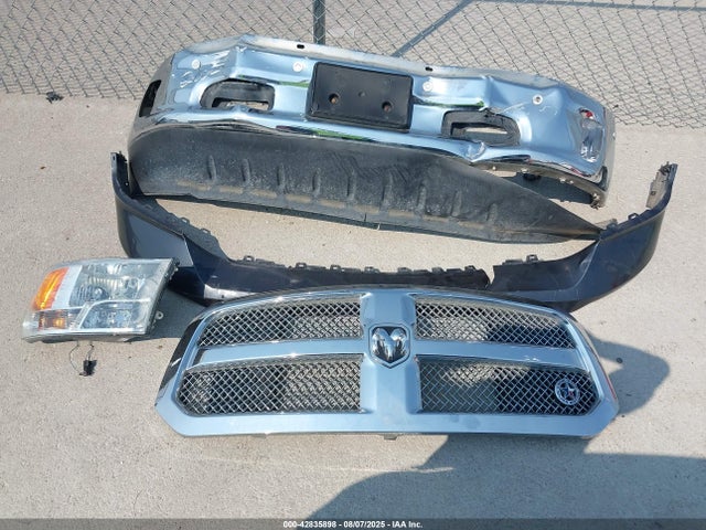 RAM 1500 2018 1C6RR7LT7JS268021 Image 12