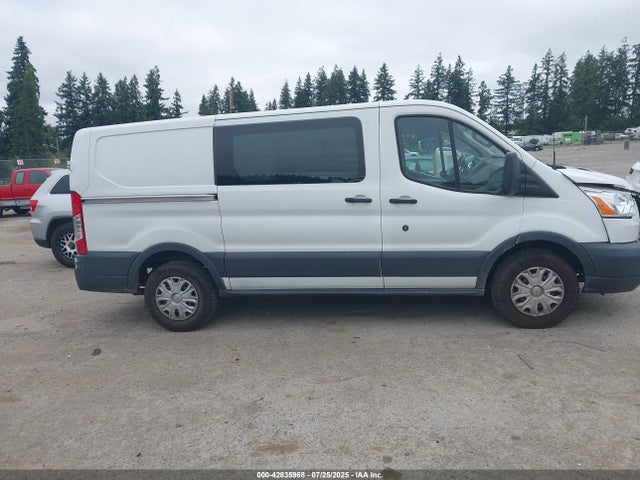 1FTYE1YM6GKB10759 Ford 2016