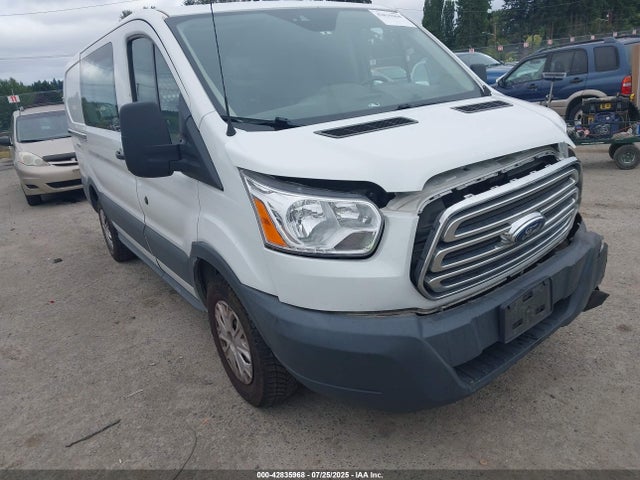 1FTYE1YM6GKB10759 Ford 2016