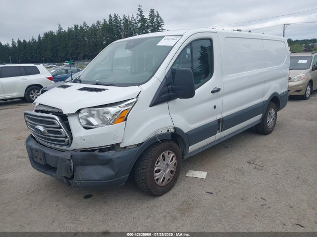 1FTYE1YM6GKB10759 Ford 2016