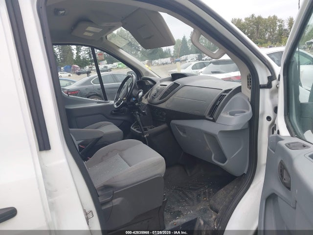 1FTYE1YM6GKB10759 Ford 2016