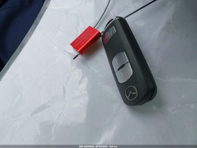 3MZBM1K74GM310900 Mazda pe