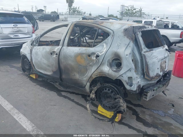 JTDKDTB32E1061289 Toyota 1nz-fxe+1lm