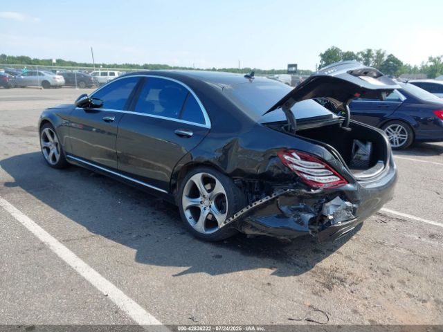 2014 MERCEDES-BENZ S 550 WDDUG8FB7EA061647 Photo 2