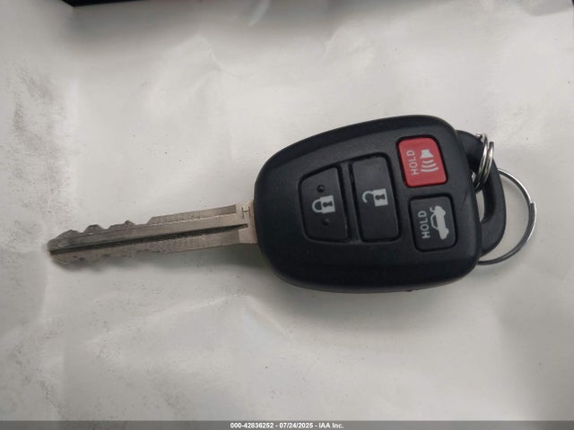 Toyota 2ar-fe 2016 4T4BF1FK3GR569550 Image 11
