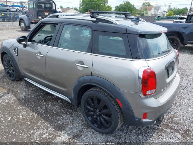 2018 MINI COUNTRYMAN WMZYT5C35J3D82204 Photo 2