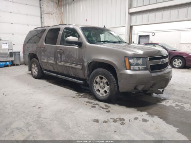 42836337 :رقم المزاد ، 1GNSKHE32BR285696 vin ، 2011 Chevrolet Suburban 1500 Ls مزاد بيع