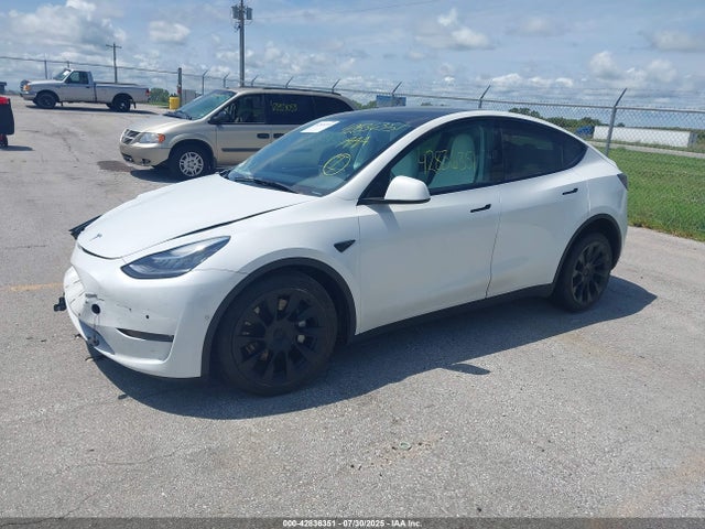 2022 TESLA MODEL Y 7SAYGDEE5NF317715 Photo 1