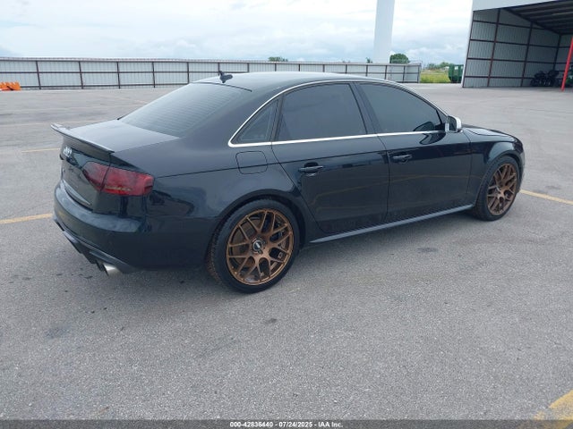 2010 AUDI S4 WAUMGAFL1AA065842 Photo 3