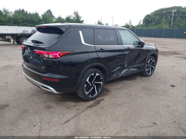 2022 MITSUBISHI OUTLANDER JA4J4UA82NZ005539 Photo 3