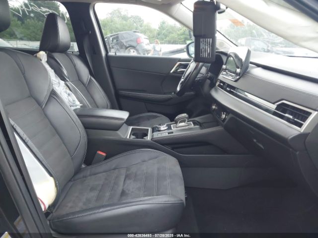 2022 MITSUBISHI OUTLANDER JA4J4UA82NZ005539 Photo 4