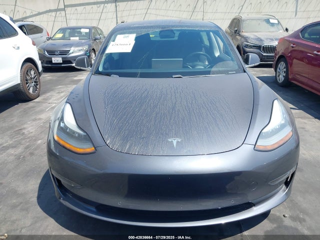 Tesla 2019 2019 5YJ3E1EA5KF325480 Image 13