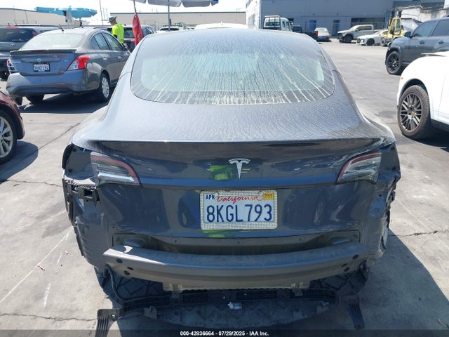 Tesla 2019 2019 5YJ3E1EA5KF325480 Image 17