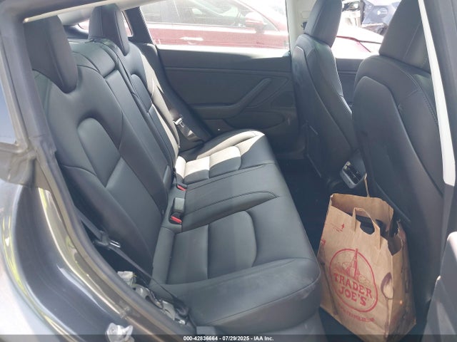 Tesla 2019 2019 5YJ3E1EA5KF325480 Image 8