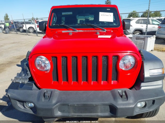 1C4HJXDN0KW624153 Jeep Wrangler