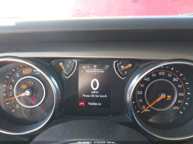 1C4HJXDN0KW624153 Jeep Wrangler