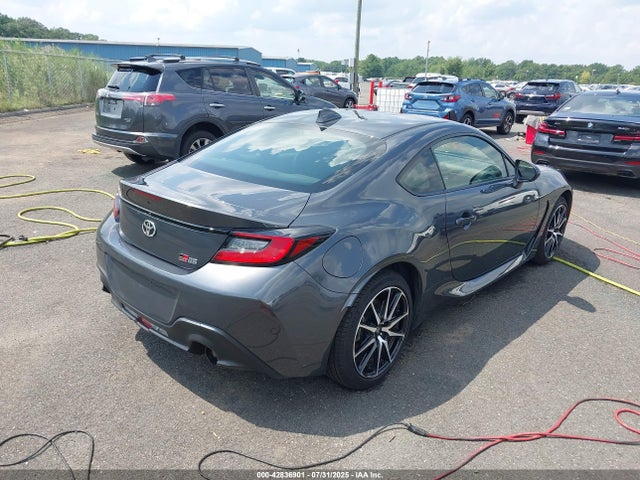 2024 TOYOTA GR86 JF1ZNBB18R9756040 Photo 3