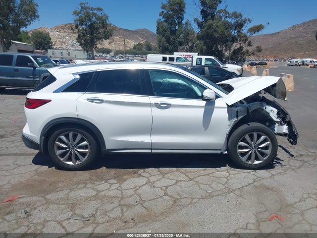 Infiniti 2019 2019 3PCAJ5M10KF138983 Image 13