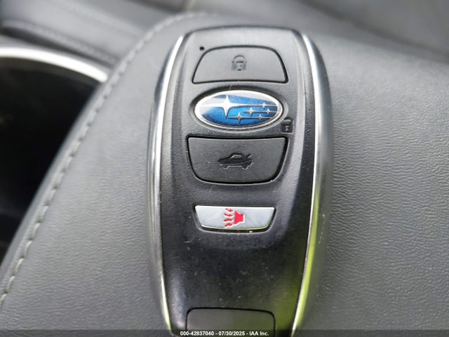 4S4BTANC0L3176036 Subaru u5
