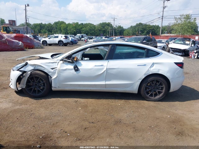 42837043 :رقم المزاد ، 5YJ3E1EA5KF483835 vin ، 2019 Tesla Model 3 Long Range/mid Range/standard Range/standard Range Plus مزاد بيع