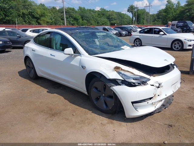 42837043 :رقم المزاد ، 5YJ3E1EA5KF483835 vin ، 2019 Tesla Model 3 Long Range/mid Range/standard Range/standard Range Plus مزاد بيع