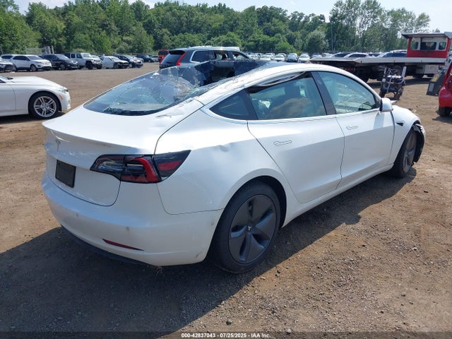 42837043 :رقم المزاد ، 5YJ3E1EA5KF483835 vin ، 2019 Tesla Model 3 Long Range/mid Range/standard Range/standard Range Plus مزاد بيع