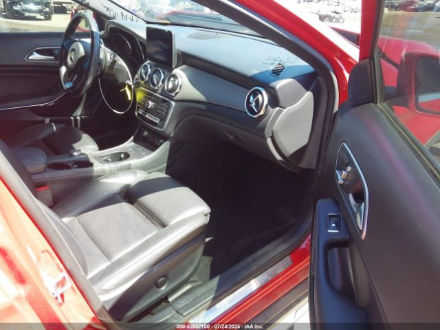2019 MERCEDES-BENZ GLA 250 WDCTG4EB8KU003633 Photo 4