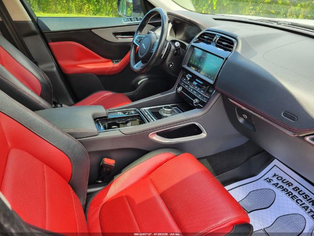 2020 JAGUAR F-PACE SADCP2FX4LA616988 Photo 4