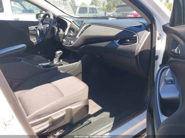 1G1ZD5ST9PF160412 Chevrolet lfv