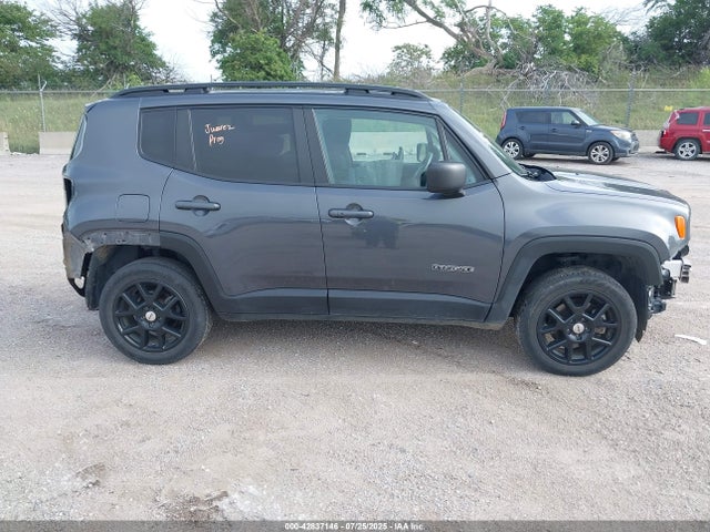 ZACNJDB14NPN69139 Jeep 2022