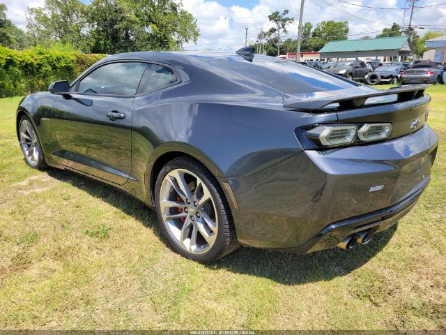 2017 CHEVROLET CAMARO 1G1FH1R75H0108062 Photo 2