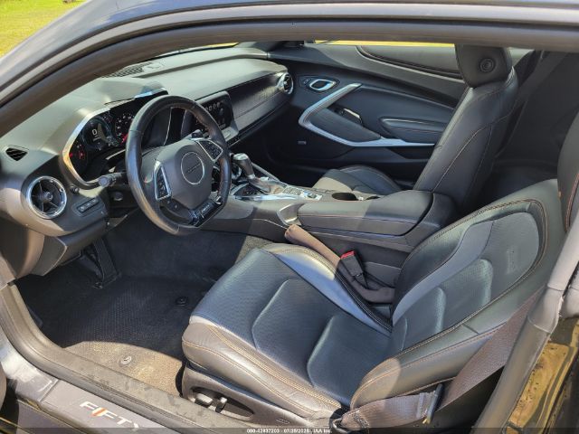 2017 CHEVROLET CAMARO 1G1FH1R75H0108062 Photo 5