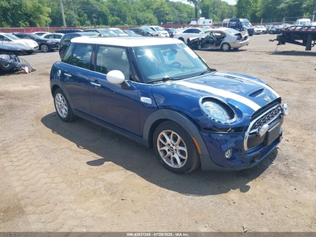 2016 MINI HARDTOP WMWXU3C51G2B67235 Photo 0