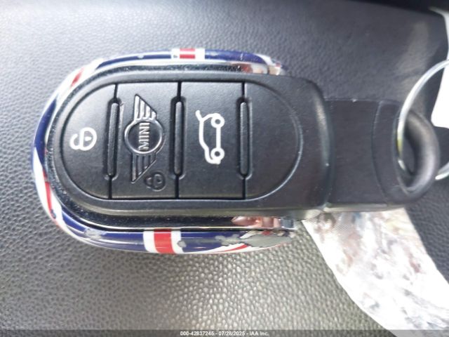 2016 MINI HARDTOP WMWXU3C51G2B67235 Photo 10