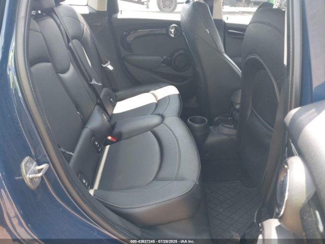 2016 MINI HARDTOP WMWXU3C51G2B67235 Photo 7