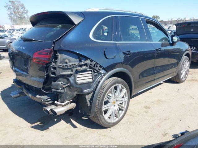 2018 PORSCHE CAYENNE WP1AB2A23JLA60525 Photo 3