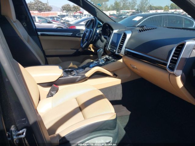 2018 PORSCHE CAYENNE WP1AB2A23JLA60525 Photo 4