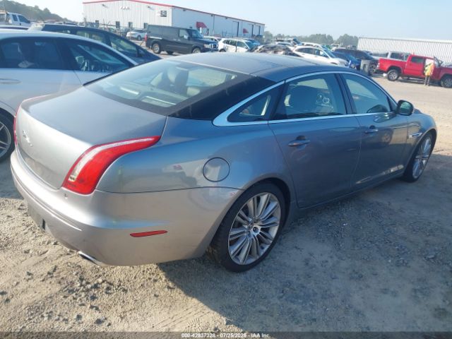 2011 JAGUAR XJ SAJWA2GE6BMV03131 Photo 3
