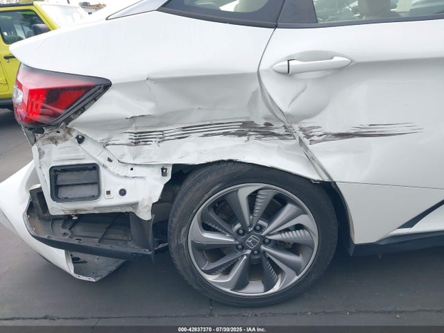 JHMZC5F37KC006956 Honda leb3(h4)