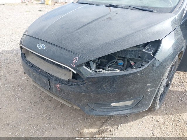1FADP3K21GL374015 Ford 2016