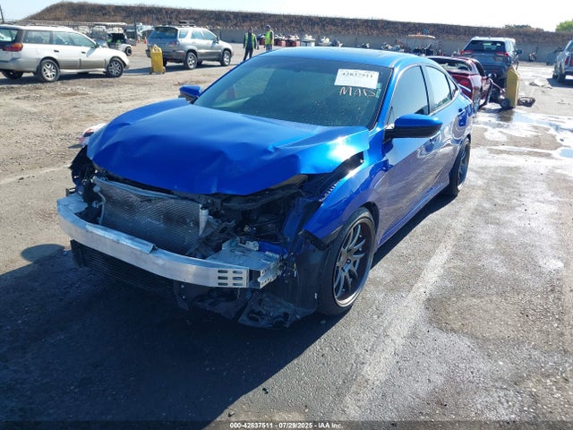 Honda l15b7 2019 2HGFC1E58KH700070 Image 2