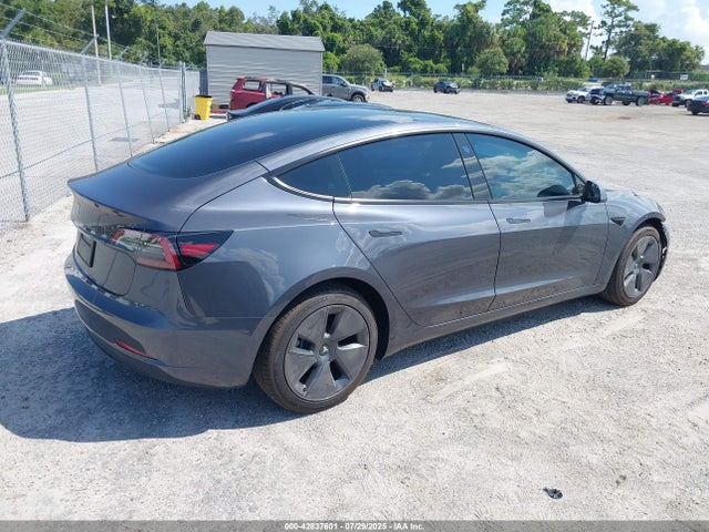 2023 TESLA MODEL 3 5YJ3E1EAXPF642632 Photo 3