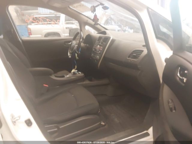 2015 NISSAN LEAF 1N4AZ0CP8FC320814 Photo 4