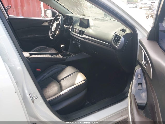 JM1BN1L33J1158110 Mazda py