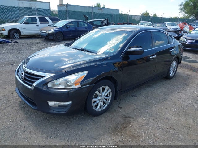 Nissan Altima 2015 1N4AL3APXFC156052 Image 2