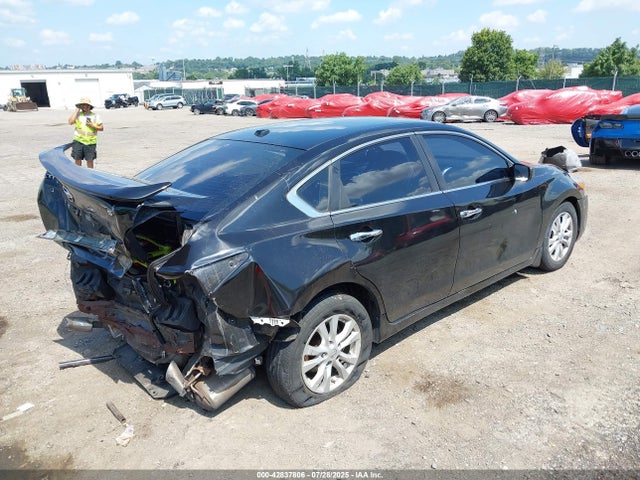 Nissan Altima 2015 1N4AL3APXFC156052 Image 4