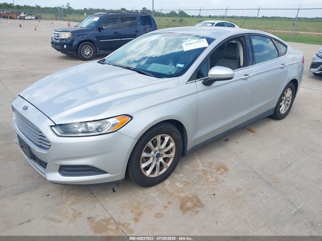 Ford 2015 2015 3FA6P0G77FR213227 Image 2